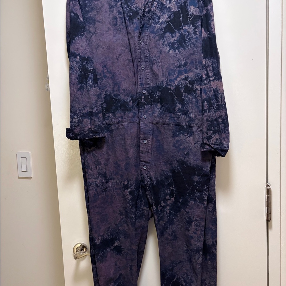 SEEKER Tie-Dye Button-Front Unisex Jumpsuit i